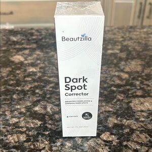 BEAUTZILLA DARK SPOT CORRECTOR EXP9/2/26 NWT
